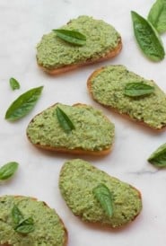 green-pea-basil-mint-crostini-recipe